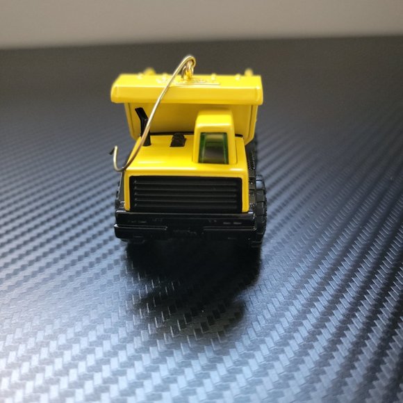 Vintage Hallmark Keepsake Ornament Dated 1996-“TONKA Mighty Dump Truck” - Picture 7 of 10